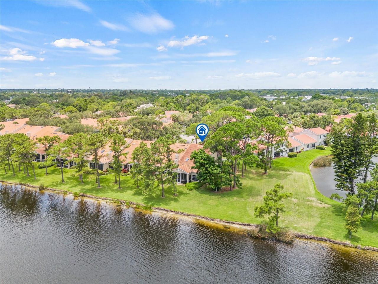 699 Malta Court Ne, Saint Petersburg, FL 33703 Photo