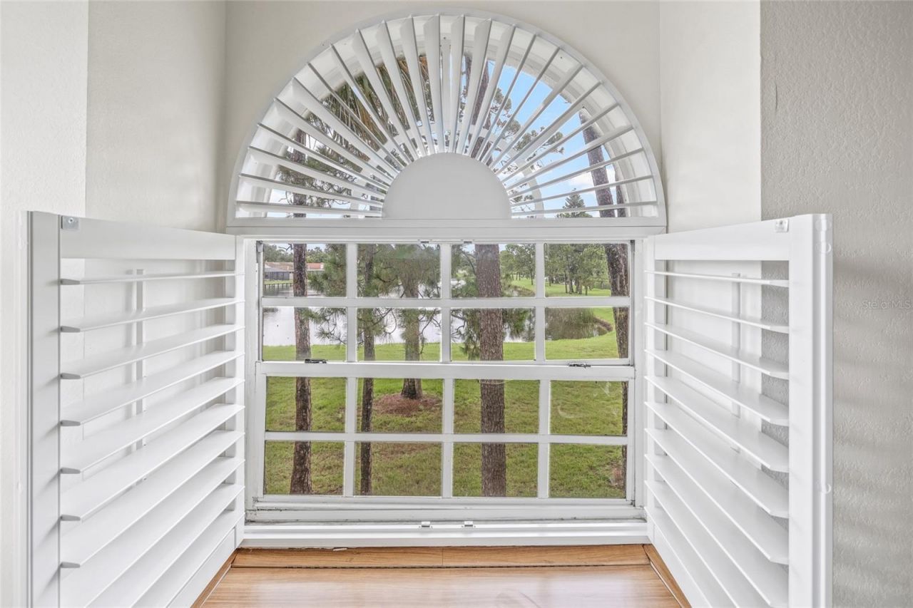 699 Malta Court Ne, Saint Petersburg, FL 33703 Photo