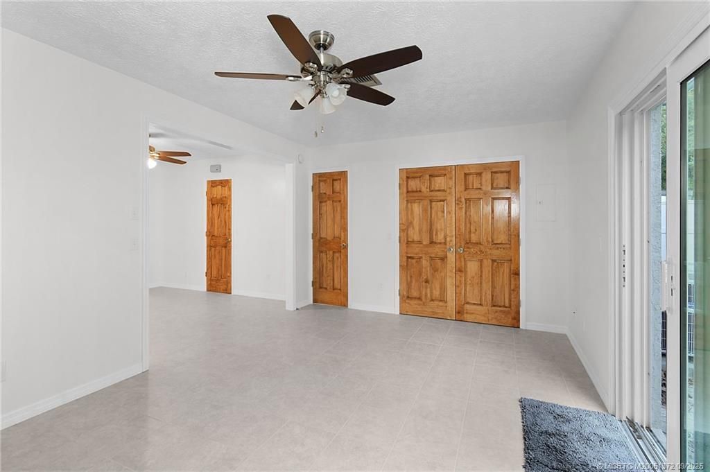 50 SW Blackburn Terrace, Unit 8, Stuart, FL 34997 Photo