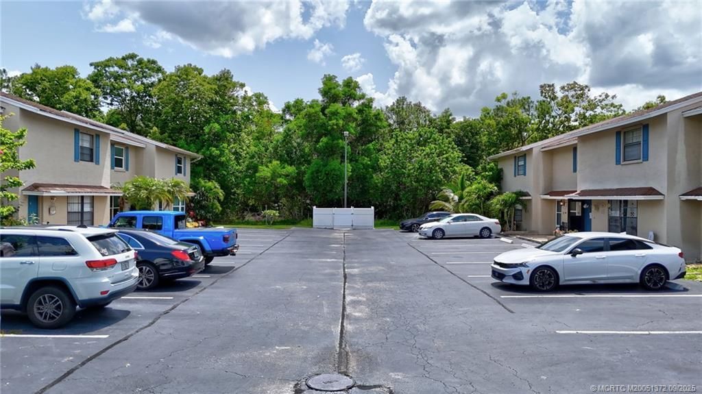 50 SW Blackburn Terrace, Unit 8, Stuart, FL 34997 Photo