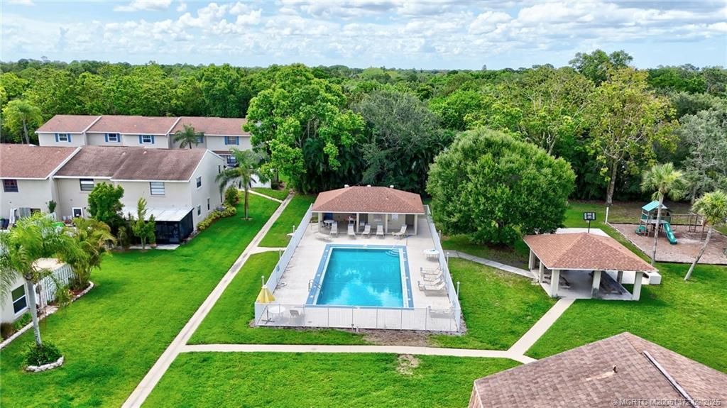 50 SW Blackburn Terrace, Unit 8, Stuart, FL 34997 Photo