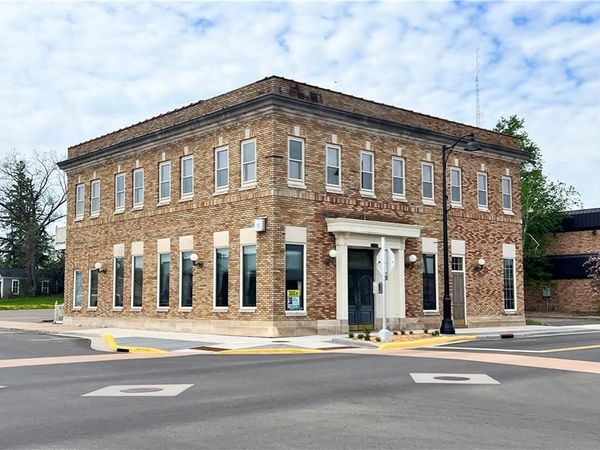 436 E La Salle Avenue, Unit A, Barron, WI 54812