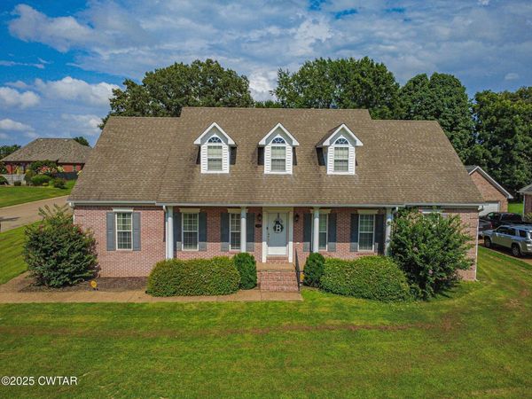 114 Larkwood Drive, Jackson, TN 38305