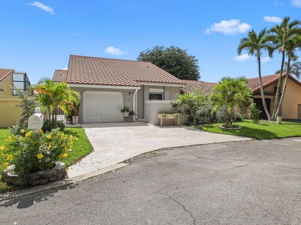 2021 NW 15th Place, Delray Beach, FL 33445