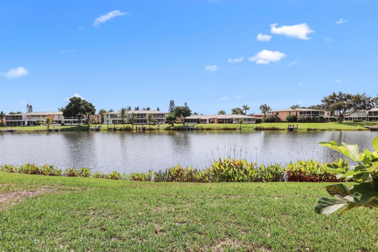 2021 NW 15th Place, Delray Beach, FL 33445 Photo