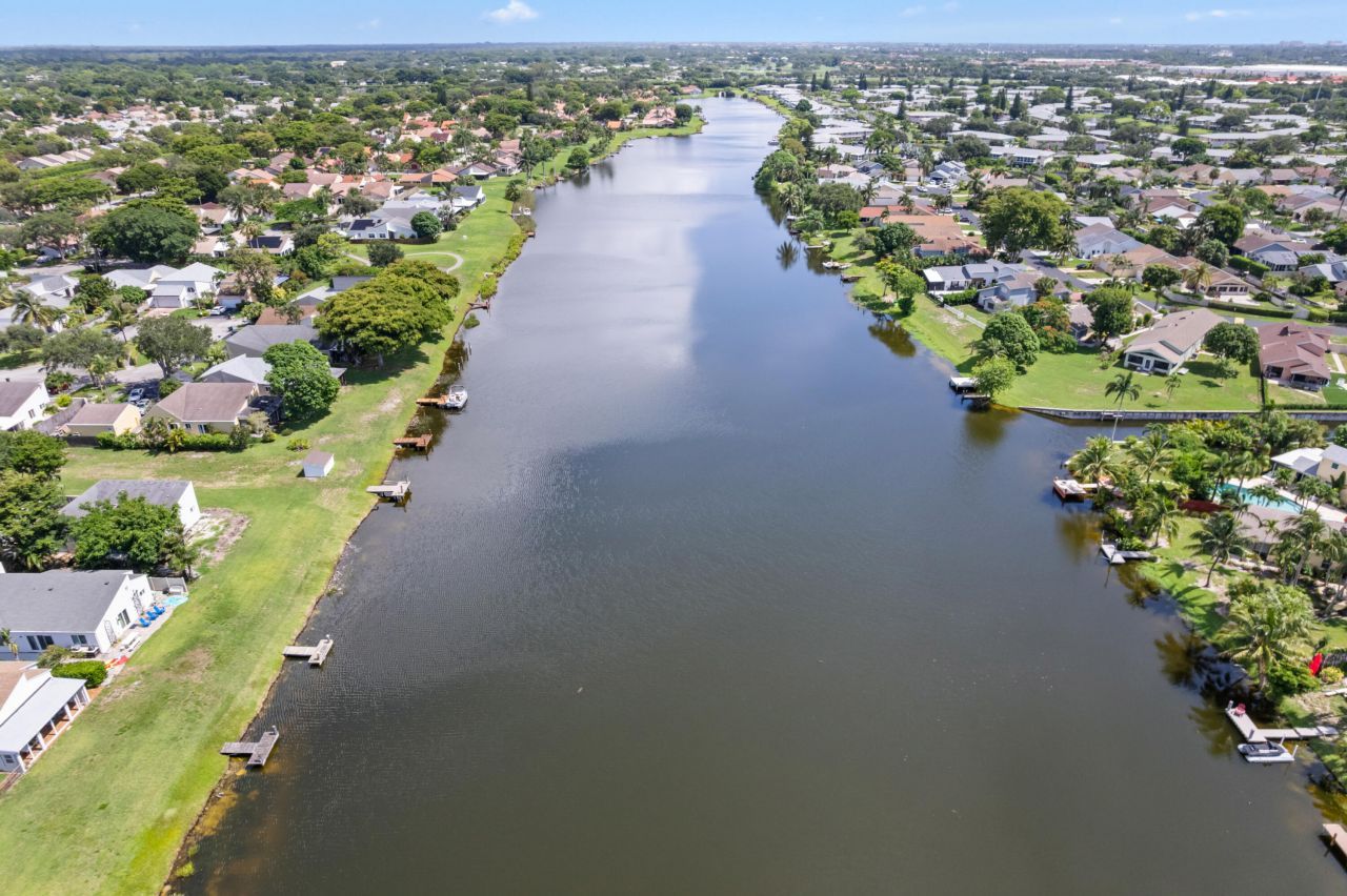 2021 NW 15th Place, Delray Beach, FL 33445 Photo