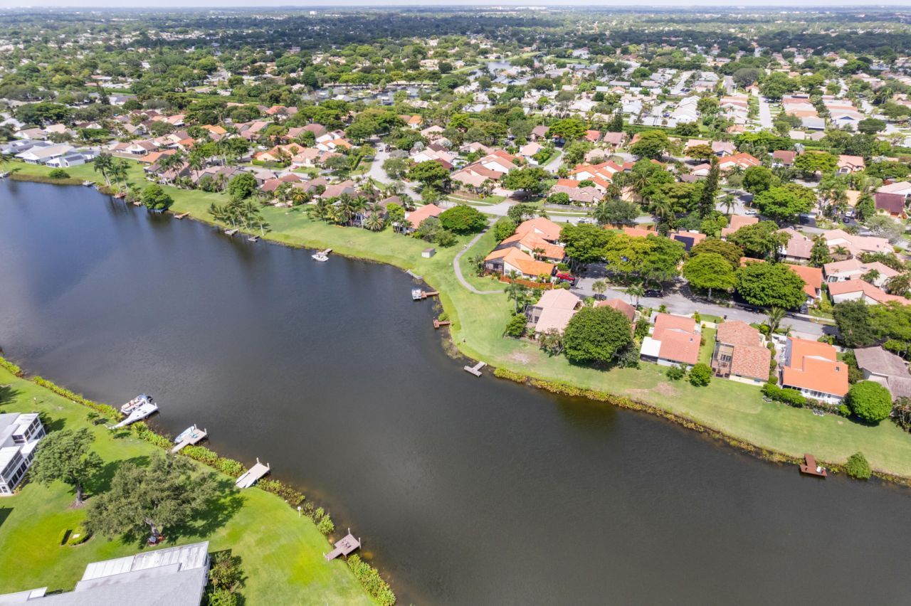 2021 NW 15th Place, Delray Beach, FL 33445 Photo