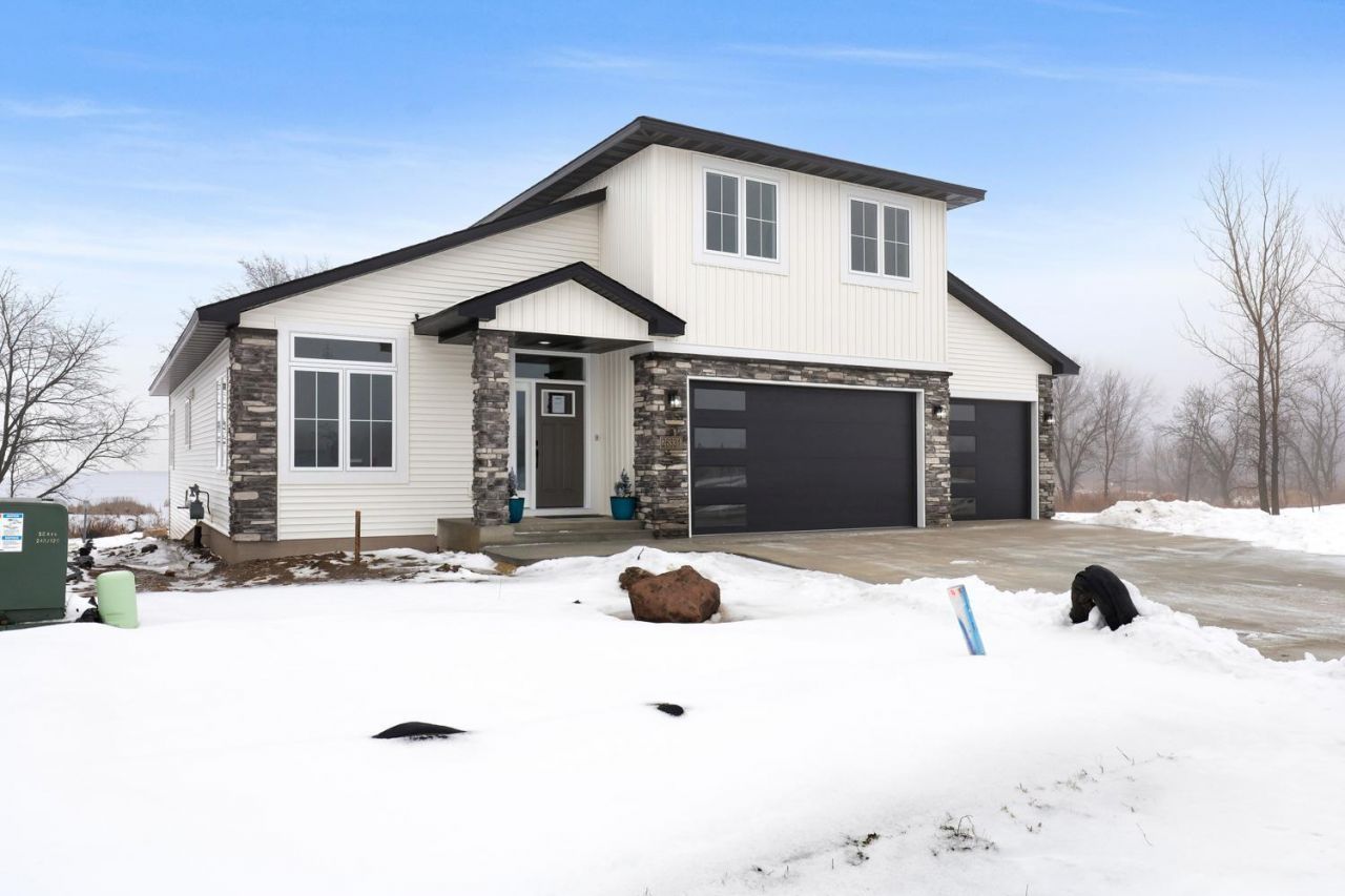 26331 Preserve Drive, Elko New Market, MN 55054