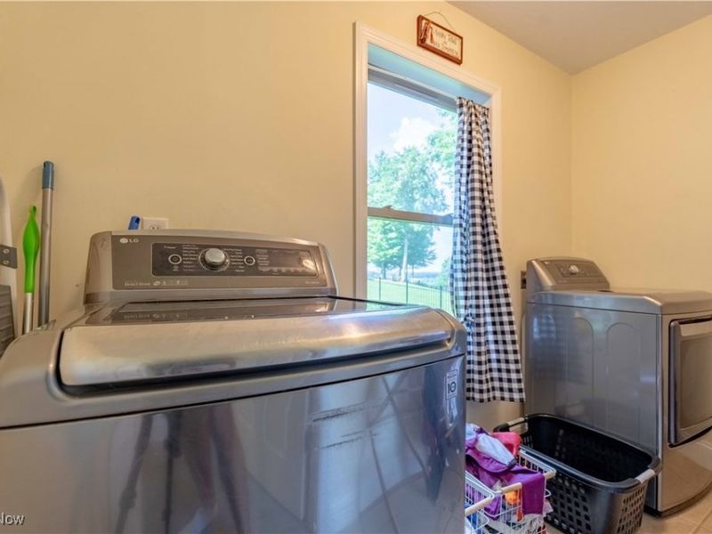 7716 N Ridge Place, Lisbon, OH 44432 Photo 16