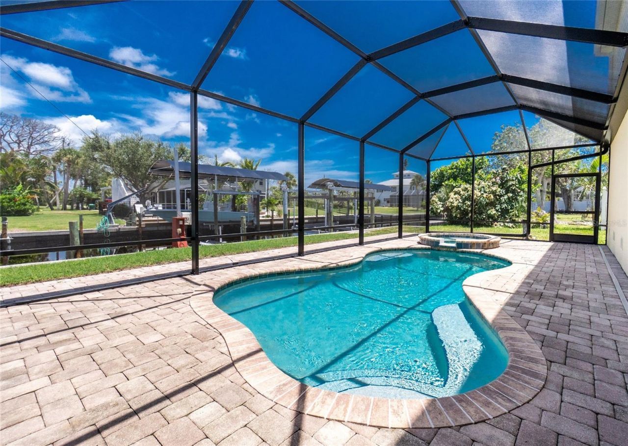 9150 Pine Cove Drive, Englewood, FL 34224 Photo