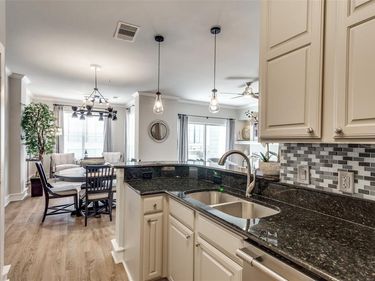 3320 Camp Bowie Boulevard, Unit 1201, Fort Worth, TX 76107