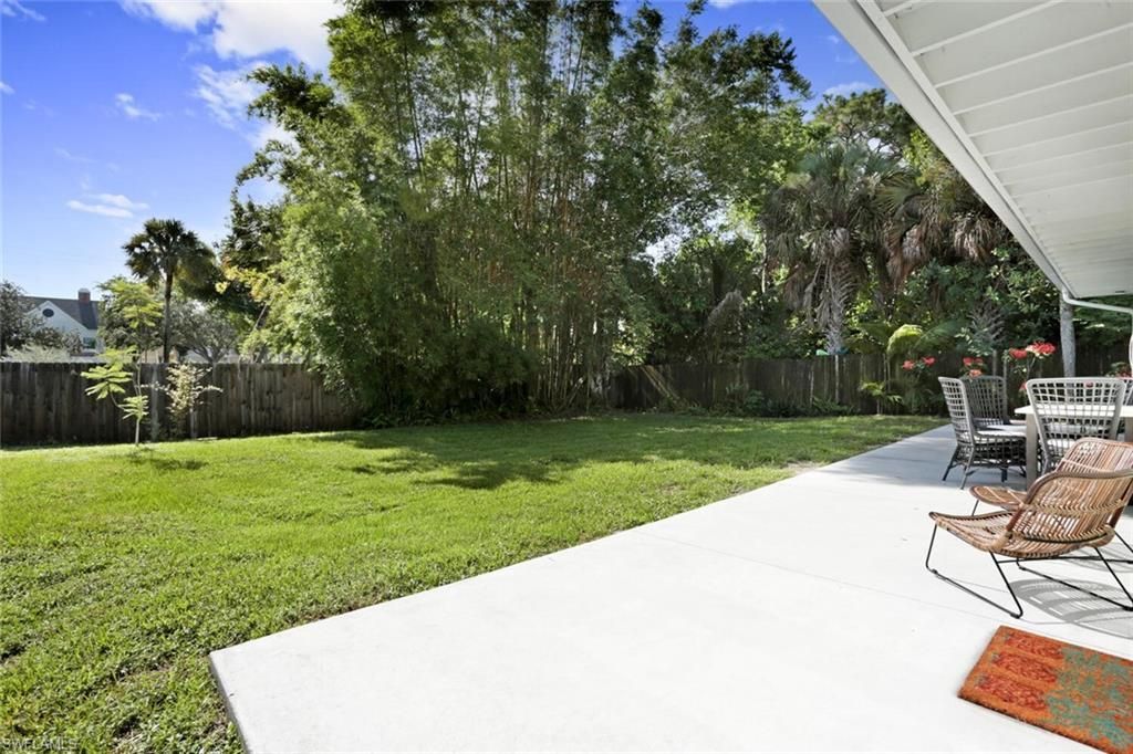 982 13th St N, Naples, FL 34102 Photo