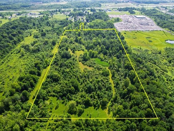 5592 Nancy Avenue, Brewerton, NY 13029