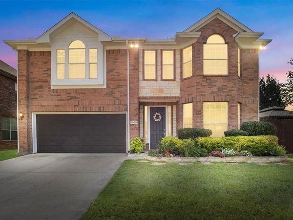 1900 Park Manor Court, Euless, TX 76039
