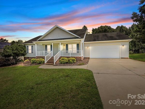 226 Brooks Farm Drive, Rockwell, NC 28138