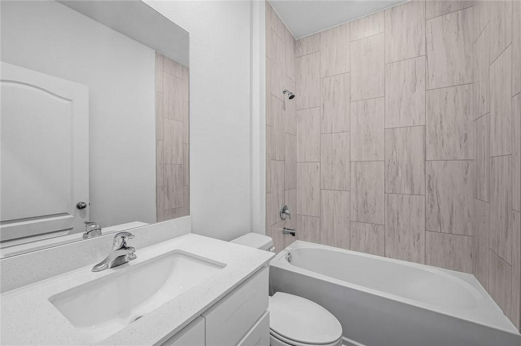 7945 105th Court, Vero Beach, FL 32967 Photo