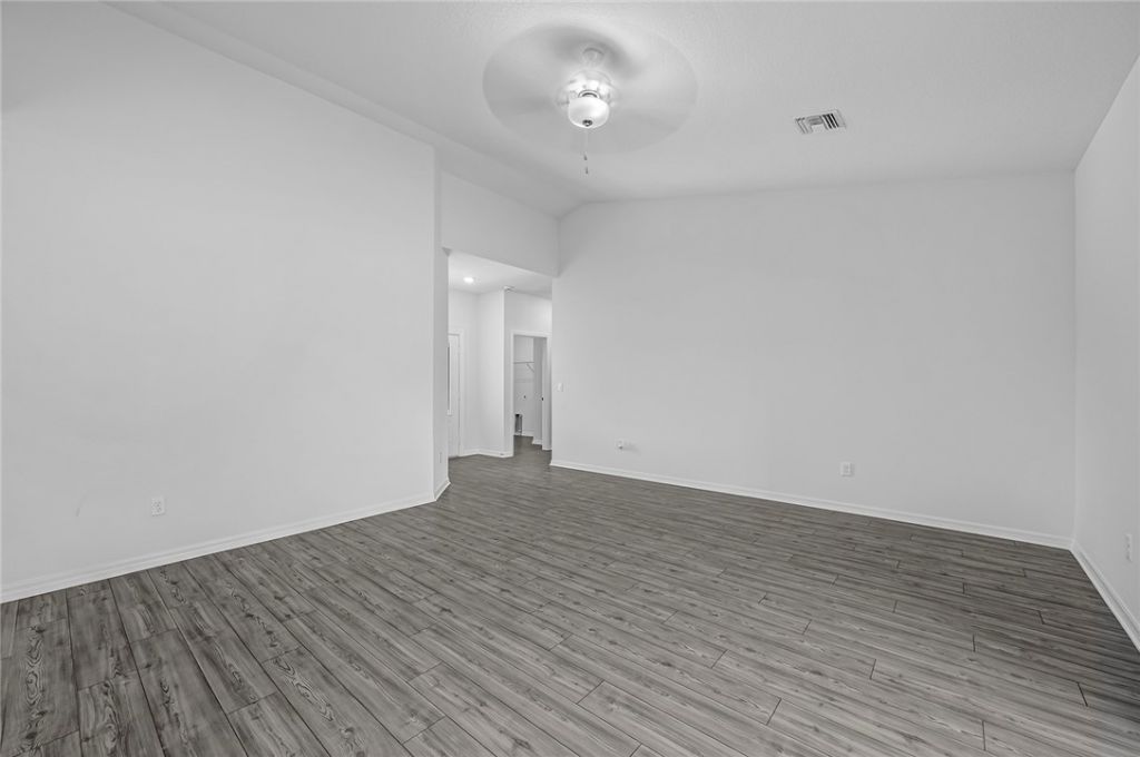 7945 105th Court, Vero Beach, FL 32967 Photo