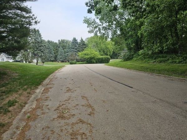 41W329 Prairie View Lane, Campton Hills, IL 60175