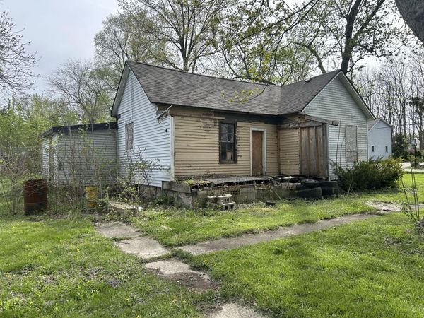 15517 Roberts Street, Lowell, IN 46356