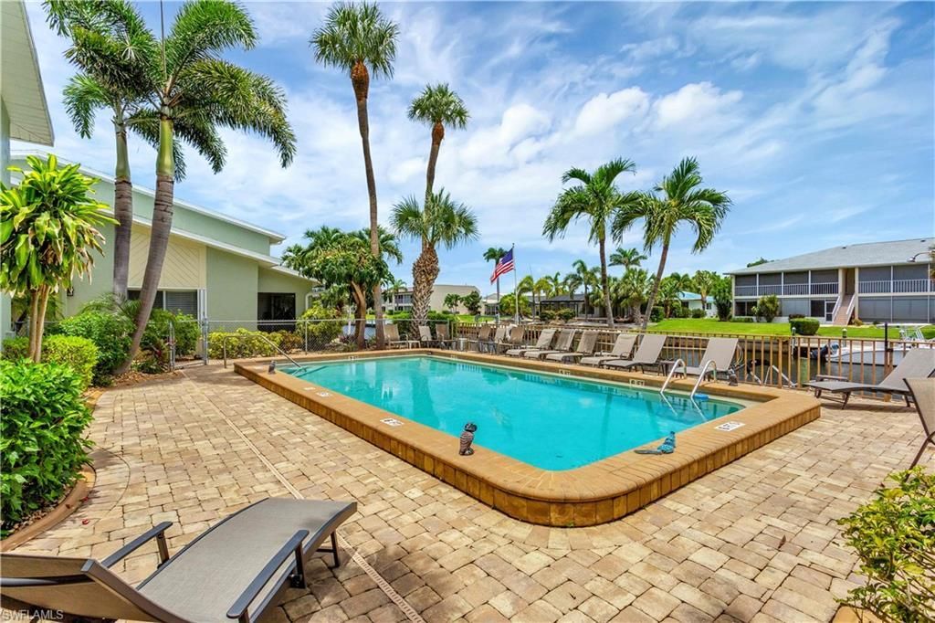 1409 SE 46th Ln, Unit 105, Cape Coral, FL 33904 Photo