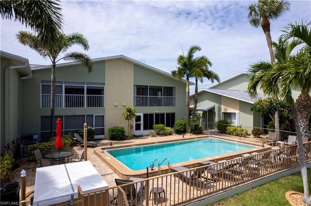 1409 SE 46th Ln, Unit 105, Cape Coral, FL 33904 Photo