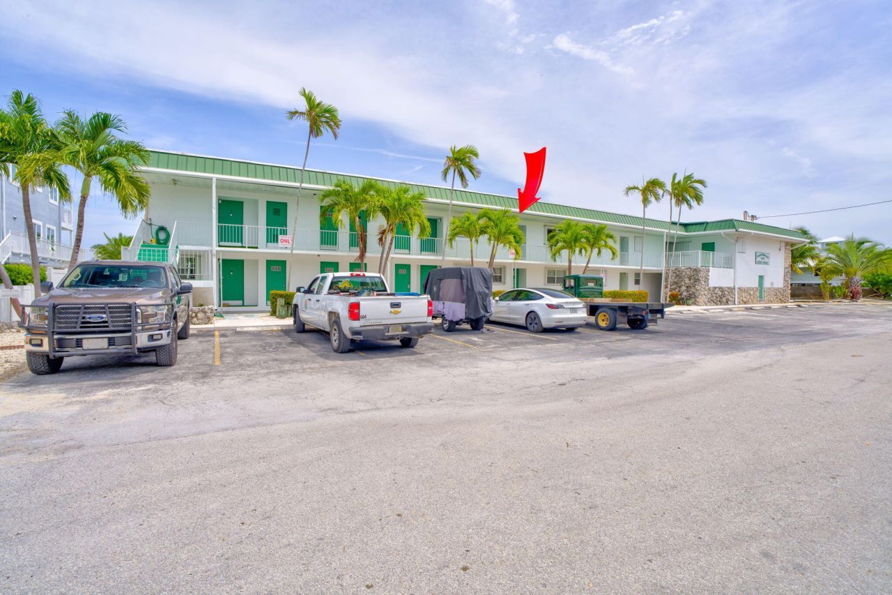 5301 Ocean Terrace, Unit 6, Marathon, FL 33050 Photo