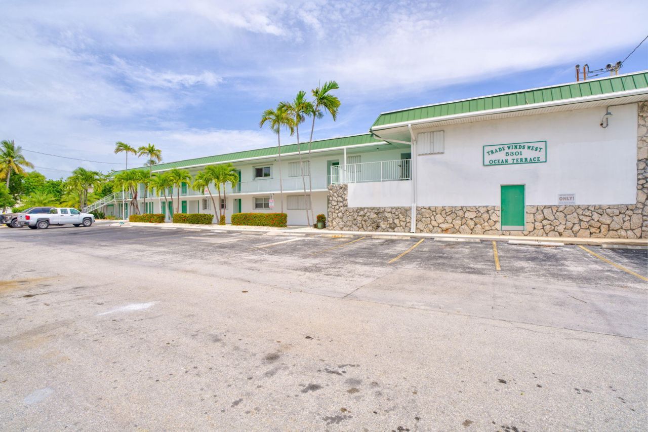 5301 Ocean Terrace, Unit 6, Marathon, FL 33050 Photo