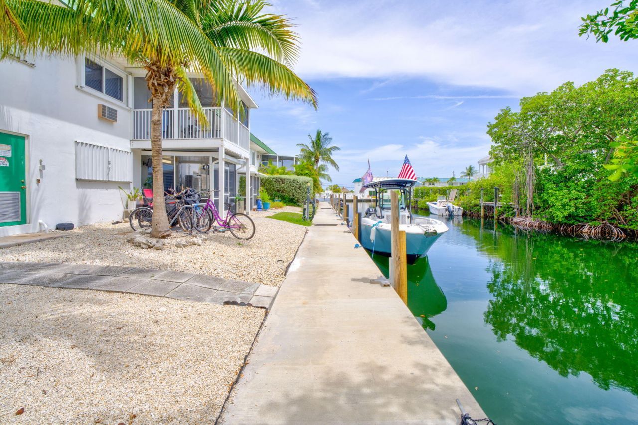 5301 Ocean Terrace, Unit 6, Marathon, FL 33050 Photo