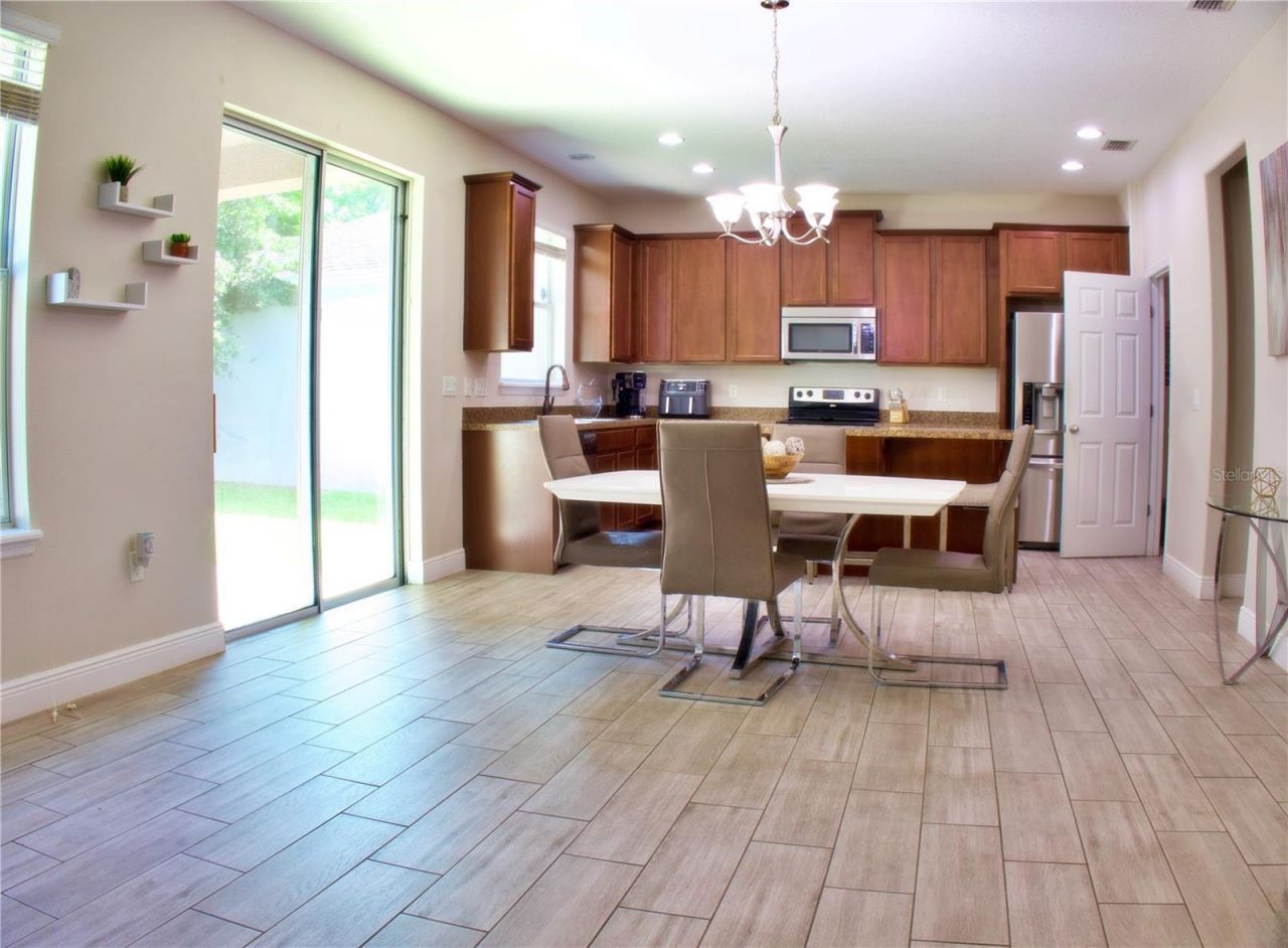 7338 Azalea Cove Circle, Orlando, FL 32807 Photo