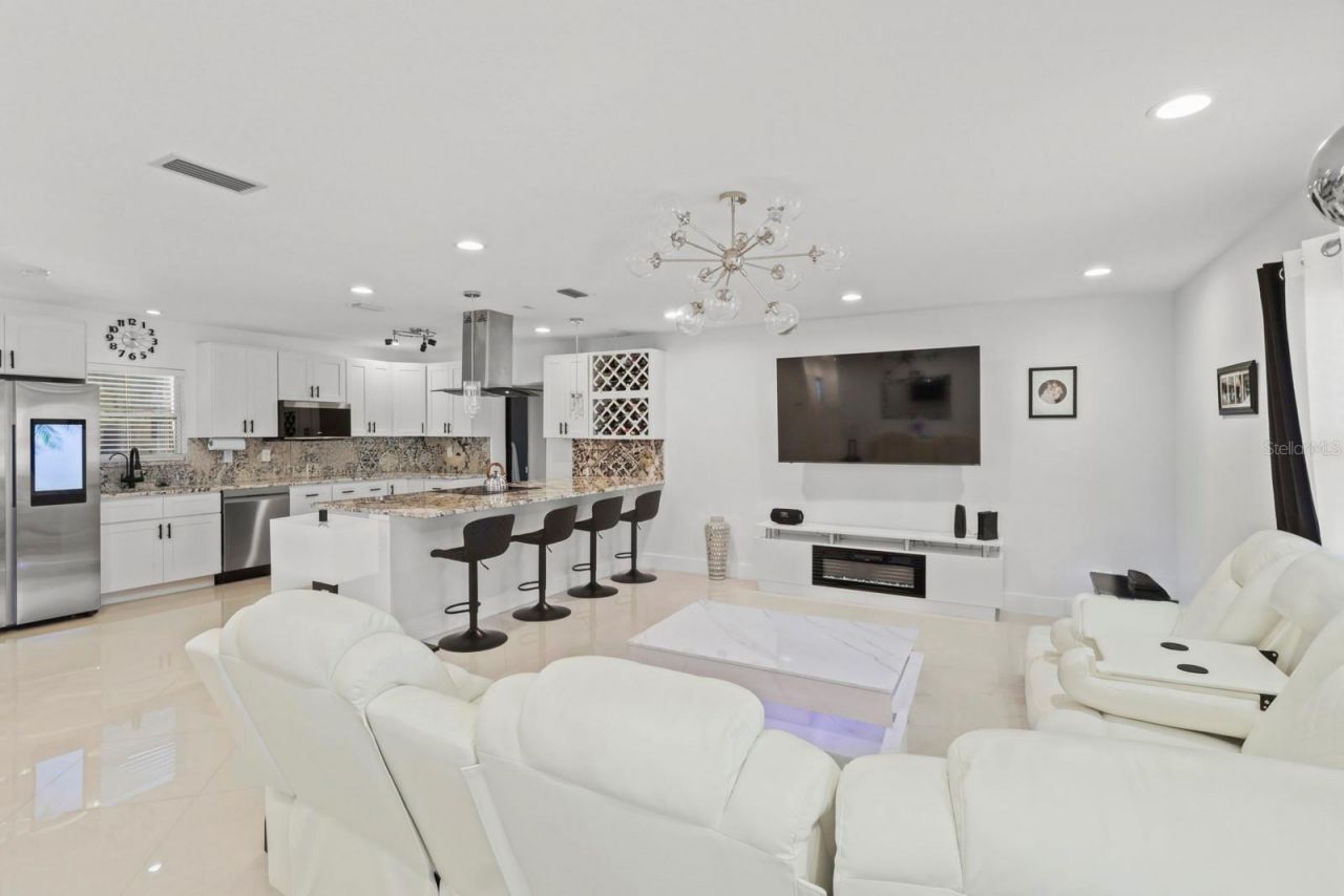 6917 22nd Street W, Bradenton, FL 34207 Photo