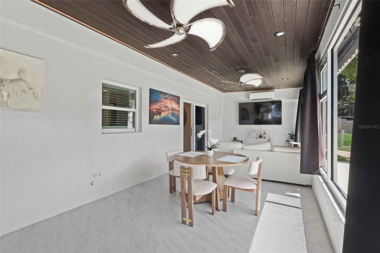 6917 22nd Street W, Bradenton, FL 34207 Photo