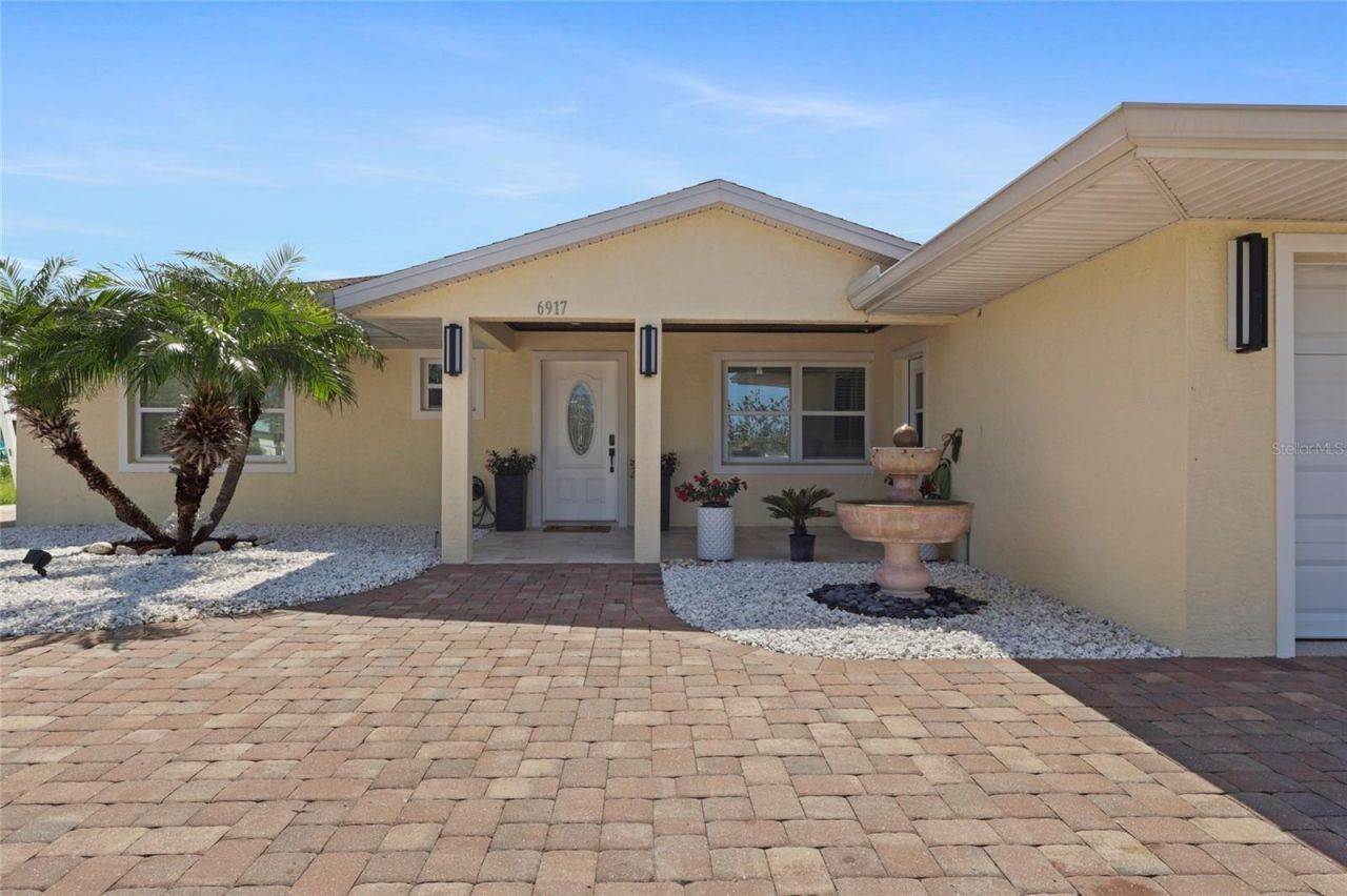 6917 22nd Street W, Bradenton, FL 34207 Photo