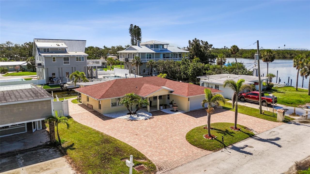 6917 22nd Street W, Bradenton, FL 34207 Photo