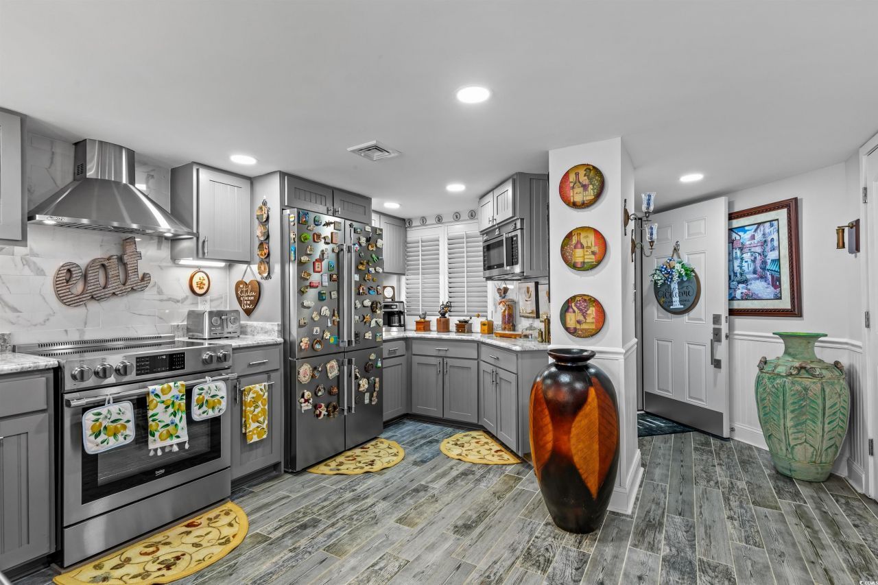 5800 N Ocean Blvd. Photo 5