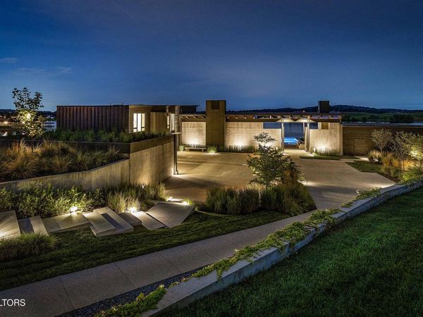 10628 Albion Way, Knoxville, TN 37922