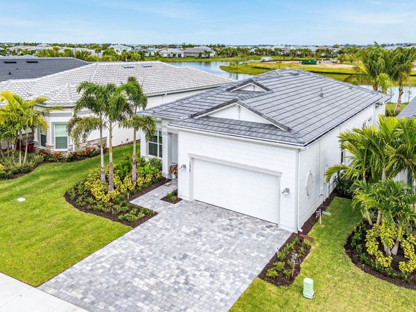 12325 Frontline Lane, Palm Beach Gardens, FL 33412