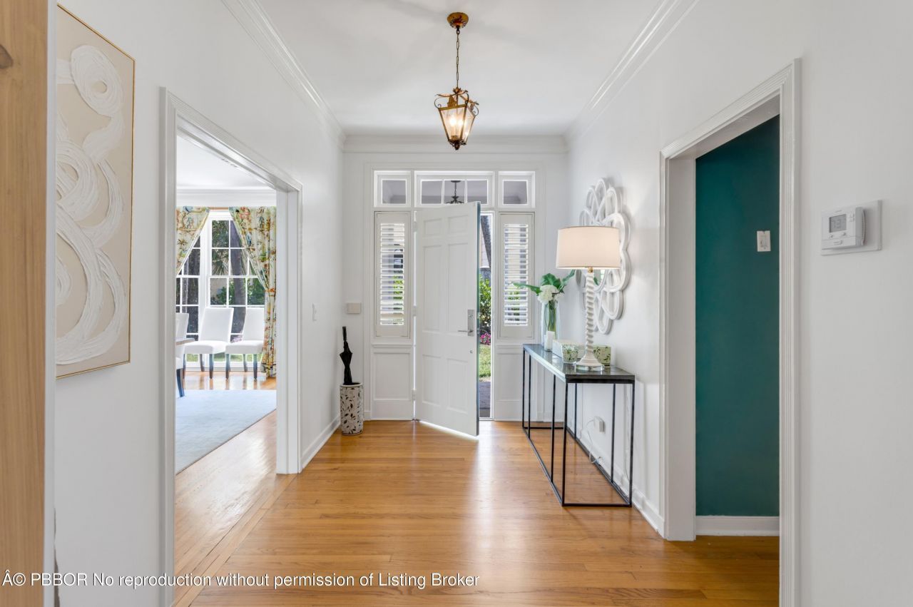 145 Clarendon Avenue, Palm Beach, FL 33480 Photo