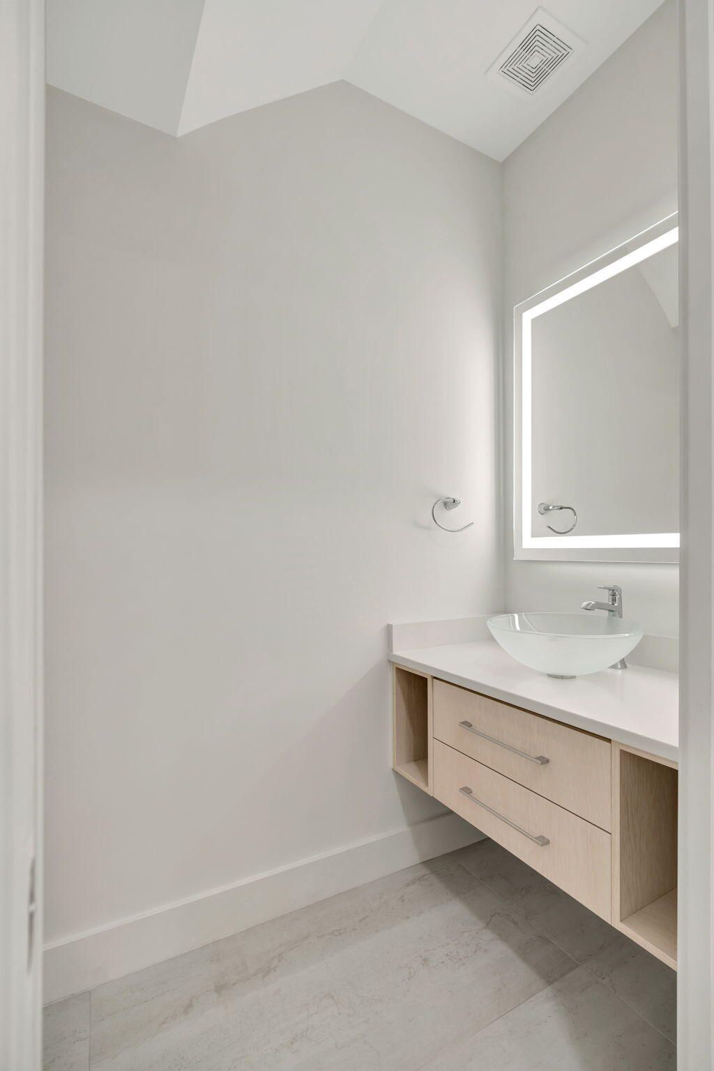 4662 SE Manatee Way, Stuart, FL 34997 Photo