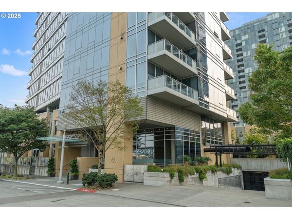 836 S CURRY ST, Unit 902, Portland, OR 97239