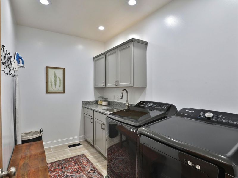 398 W 5th Avenue, Columbus, OH 43201 Photo 29