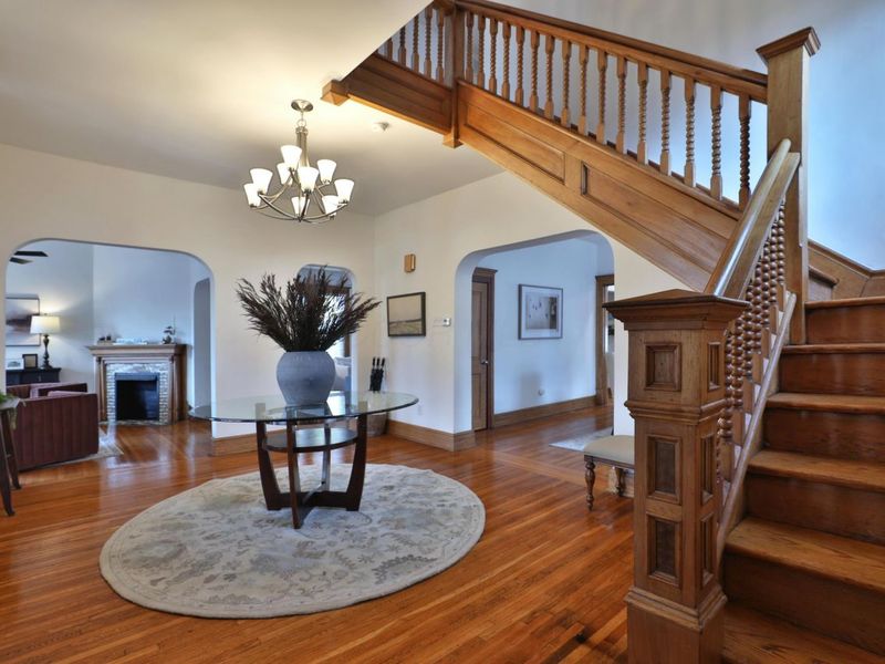 398 W 5th Avenue, Columbus, OH 43201 Photo 7