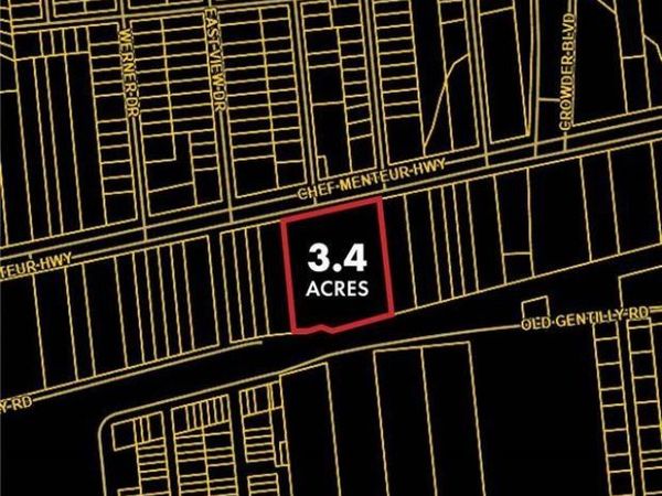 8200 CHEF MENTEUR Highway, New Orleans, LA 70126