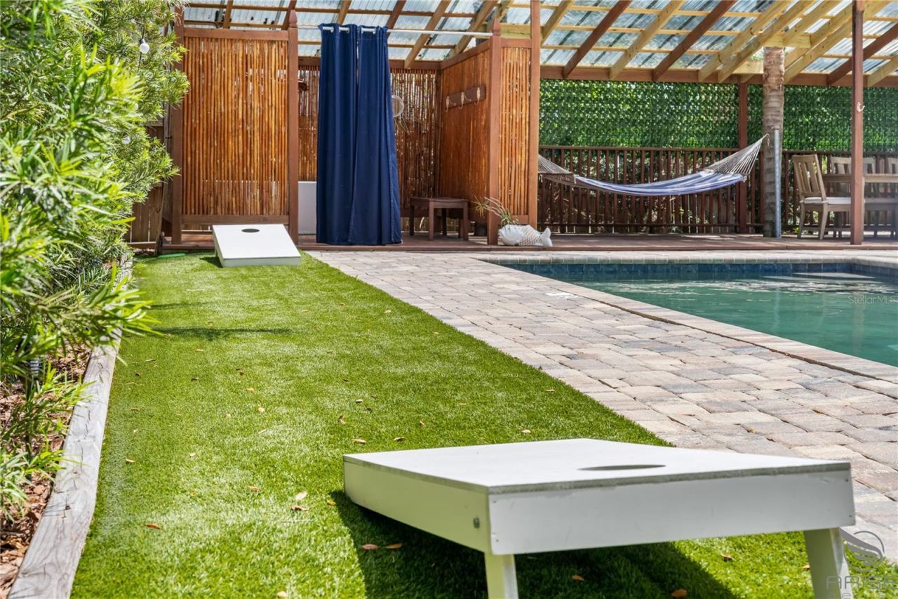 305 Live Oak, New Smyrna Beach, FL 32168 Photo