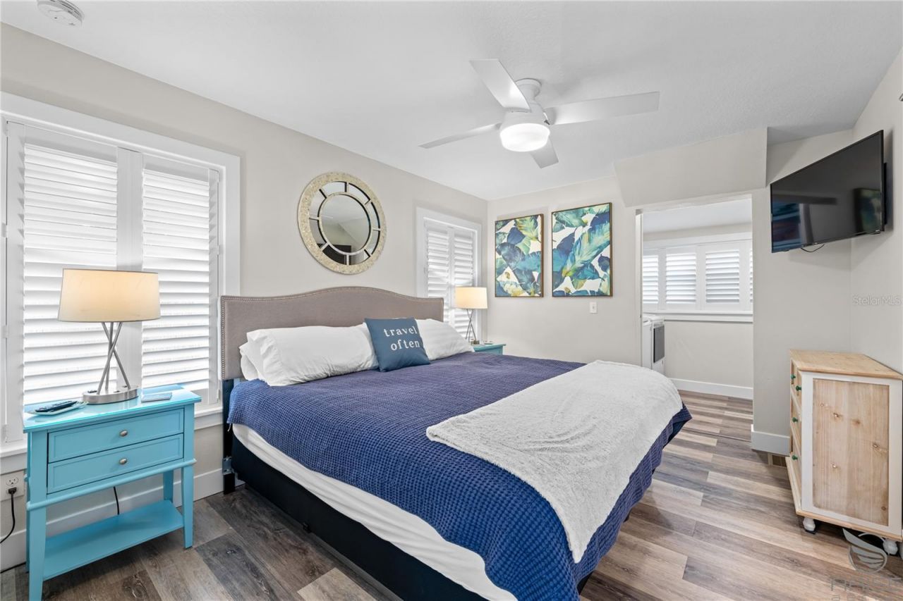 305 Live Oak, New Smyrna Beach, FL 32168 Photo