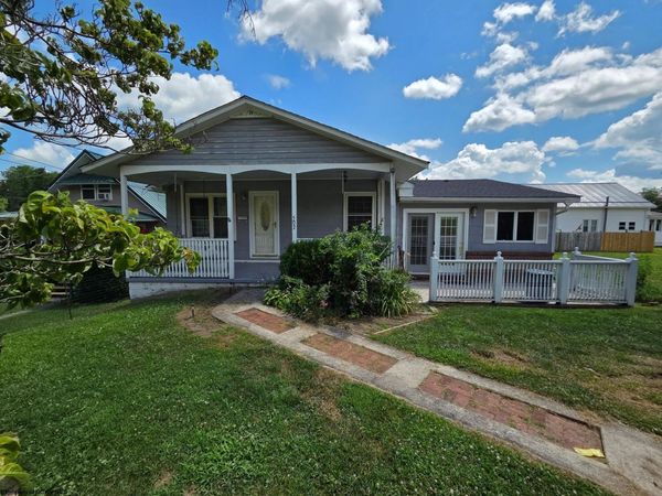 502 Chestnut Street, Parsons, WV 26287