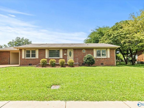 1506 S Houston Street, Athens, AL 35611