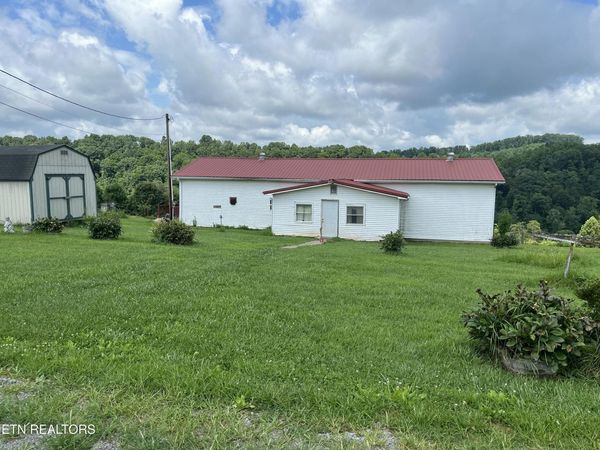 468 Spears Drive, Pennington Gap, VA 24277