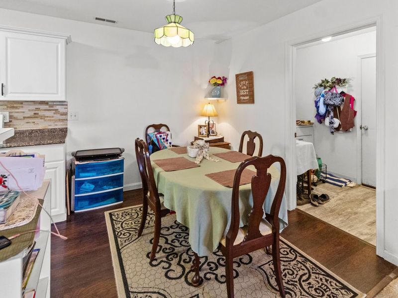 2477 Crystal Springs Drive, Hilliard, OH 43026 Photo 5