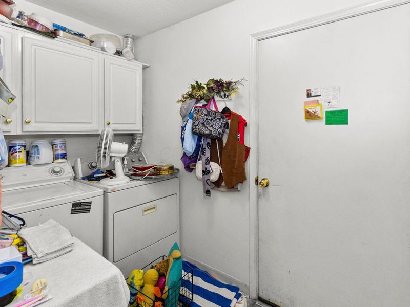 2477 Crystal Springs Drive, Hilliard, OH 43026 Photo 6