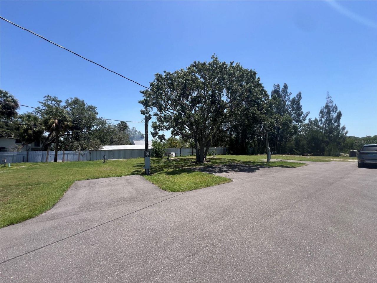 11224 Restwood Drive, Gibsonton, FL 33534 Photo